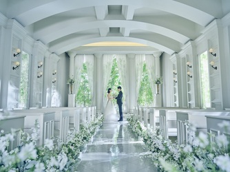 アーセンティア迎賓館 静岡 チャペル(挙式会場「自然光差込む温かなチャペル」)画像 2-1