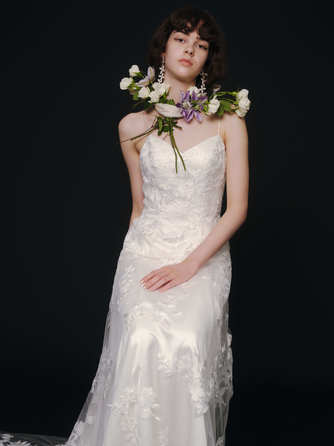 THE TERRACE 弓張の丘ホテル 衣裳1画像 2-2