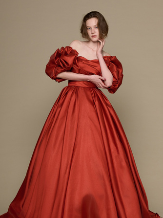 THE TERRACE 弓張の丘ホテル 衣裳2画像 1-2