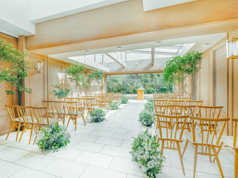 エレガンテヴィータ チャペル(光と緑につつまれるガーデンウェディング)画像 2-1