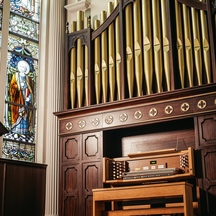 KOBE St.MORGAN CHURCH(神戸セントモルガン教会) チャペル(大聖堂)画像 2-4