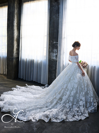 KOBE St.MORGAN CHURCH(神戸セントモルガン教会) 衣裳3画像 2-2