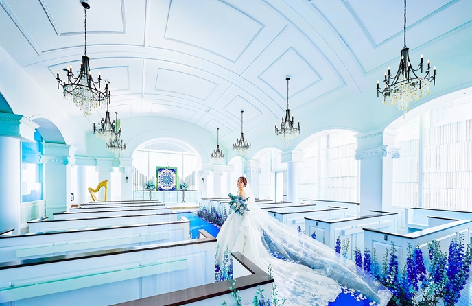 アヴァンセリアン東京(AVANCER LIEN TOKYO) チャペル(白亜のチャペルと心華やぐパーティ会場)画像 1