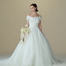 ノートルダム神戸 Notre Dame KOBE 衣裳1画像 1-2