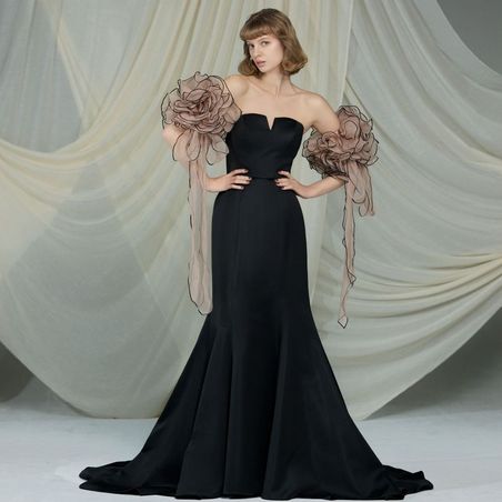 ノートルダム神戸 Notre Dame KOBE 衣裳2画像 2-1