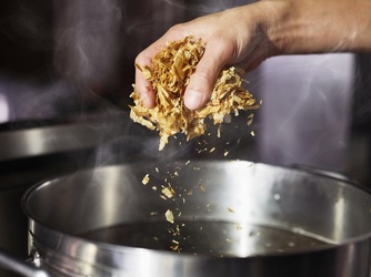 ヴェルミヨンバーグ名古屋 料理・ケーキ2画像 1-3