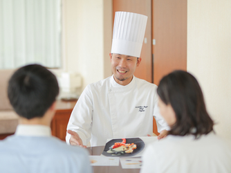 ヴェルミヨンバーグ名古屋 スタッフ画像 1-2