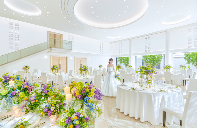 アールベルアンジェ富山 【クレール】温かな白に囲まれた披露宴会場画像 1