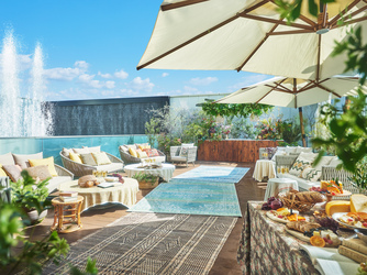 福岡 天神モノリス(FUKUOKA TENJIN MONOLITH) 庭園画像 2-4