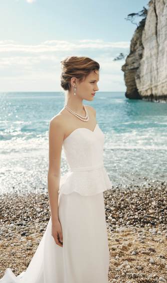 福岡 天神モノリス(FUKUOKA TENJIN MONOLITH) 衣裳2画像 2-1