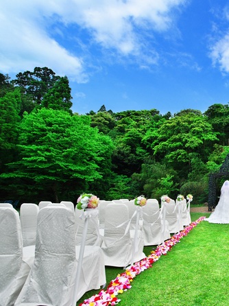 グランラセーレ八重垣 セレモニースペース(ガーデン人前式)画像 1-1