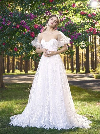 THE MARCUS SQUARE KOBE (ザ マーカススクエア 神戸) 衣裳1画像 1-2