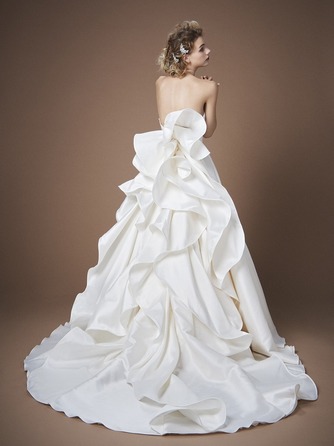 THE MARCUS SQUARE KOBE (ザ マーカススクエア 神戸) 衣裳1画像 1-1