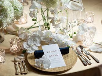 インターコンチネンタルホテル大阪 5種類の桜の木が連なる腰壁が印象的な会場画像 2-2