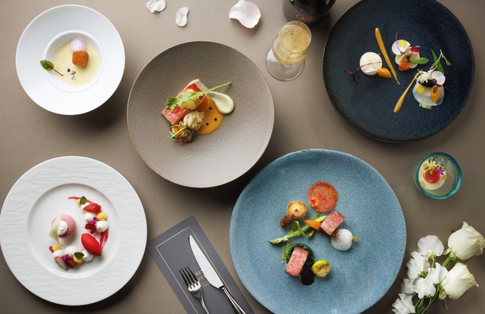 インターコンチネンタルホテル大阪 料理・ケーキ1画像 1