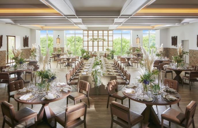 アルマリアン 福岡(ALMALIEN FUKUOKA) モダンクリスタル画像 1