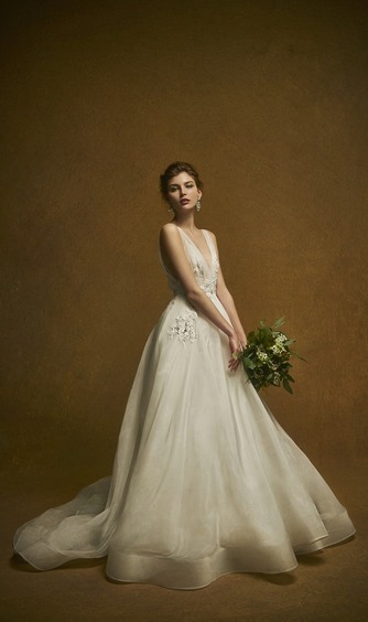 SETRE MARINA BIWAKO(セトレ マリーナびわ湖) 衣裳画像 2-1