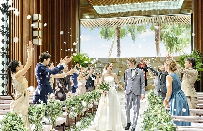 LAPIS AZUR(ラピスアジュール) チャペル(自然光溢れる圧巻のリゾートチャペル)画像 2