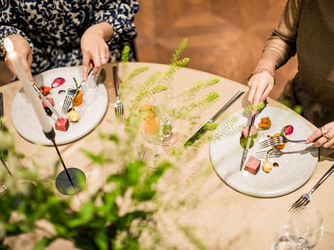 キャトルセゾン浜松 LesQuatreSaisons Hamamatsu 【披露宴会場】ボールルーム画像 2-3