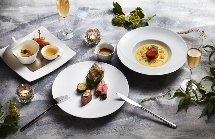 キャトルセゾン浜松 LesQuatreSaisons Hamamatsu 料理・ケーキ2画像 2