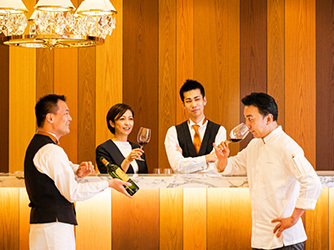 レストランMINAMI スタッフ画像 2-3