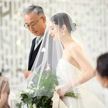 Crevette 名古屋(クルヴェット ナゴヤ) チャペル(光と緑が包む純白チャペル)画像 2-3