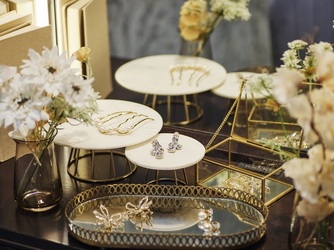 Crevette 名古屋(クルヴェット ナゴヤ) 衣裳画像 2-2