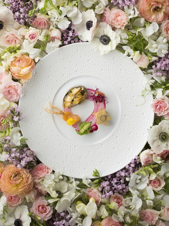 ストリングスホテル NAGOYA 料理・ケーキ1画像 1-1