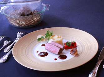 長楽館(国指定重要文化財) 料理・ケーキ画像 2-1