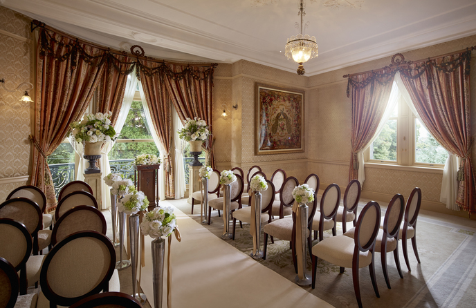 長楽館(国指定重要文化財) セレモニースペース(鳳凰の間~室内挙式~)画像 1