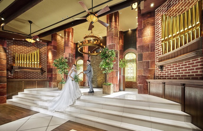 FORTUNE IN THE TERRACE(フォーチュン イン ザ テラス) チャペル(一目惚れ続出!自然溢れる赤レンガチャペル)画像 1