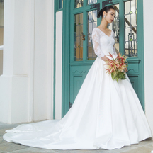 大國魂神社 結婚式場 衣裳2画像 2-5