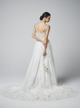 目白の森 メーヤー・ライニンガー 衣裳2画像 1-2