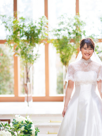 BELLE JARDIN(ベル・ジャルダン) チャペル(天井高13mの陽光注ぐナチュラルチャペル)画像 2-1