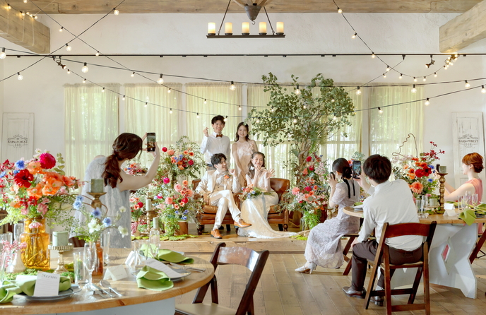 BARN&FOREST(バーン アンド フォレスト) ゲストに囲まれた特別な1日画像 1