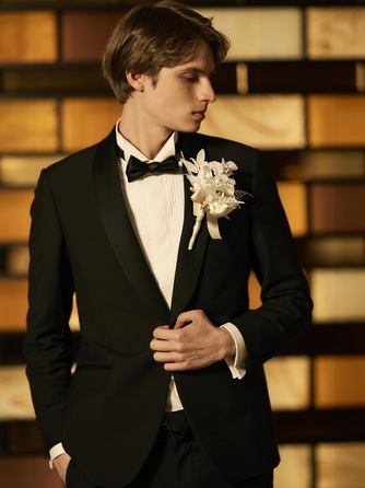 BLANC RIRE 大阪(ブランリール オオサカ) 衣裳画像 1-2