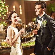 ザ ストリングス 表参道 ウエストスイート/木目調のリラックス空間画像 2-2