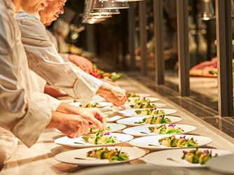 ザ ストリングス 表参道 【イーストスイート】映画のように華やぐ場画像 2-3