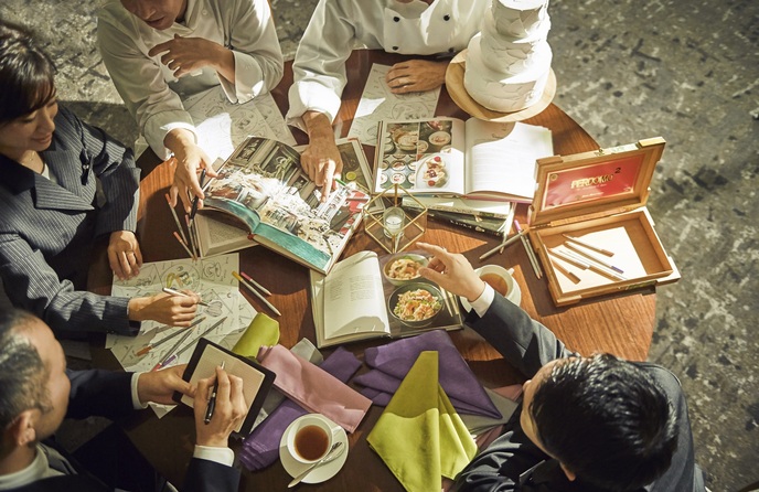 ザ ストリングス 表参道 スタッフ2画像 1