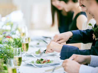 MEDI(メディー) 自然光が降り注ぐナチュラルなパーティ画像 2-3