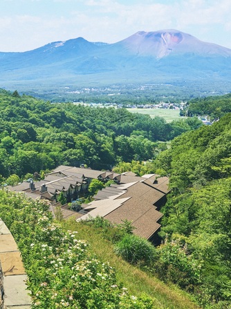 ルグラン軽井沢ホテル＆リゾート：自然の美と建築の美の対比が作用し合う