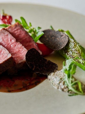 レストランひらまつ 高台寺 料理・ケーキ1画像 1-2