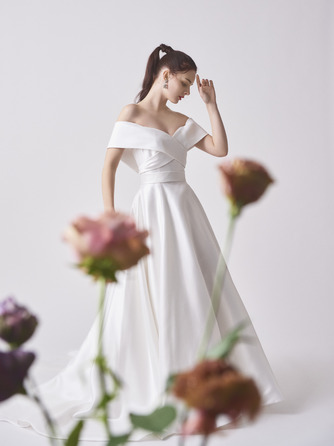 ウエディング ファンタジア 衣裳画像 2-1