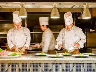 ヴォヤージュ ドゥ ルミエール北谷リゾート 料理・ケーキ画像 2-3