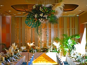 ヴォヤージュ ドゥ ルミエール北谷リゾート スタッフ1画像 2-1