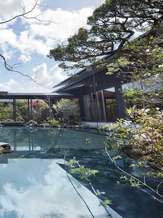 ザ グランダブリュー 水戸(THE GRAND W MITO) 衣裳3画像 1-2