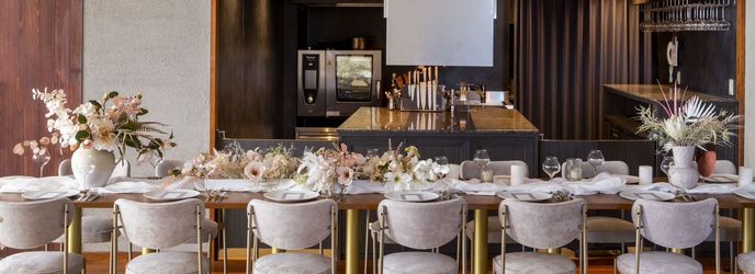 HOTEL AO KAMAKURA(ホテル 青 鎌倉) 披露宴会場 UMI画像 2-1