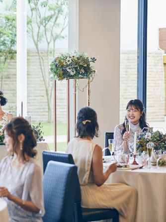 EYOHAKU -ヨハク- 明るい陽光が降り注ぐ心地よいパーティ会場画像 1-2