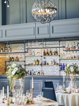 EYOHAKU -ヨハク- サプライズ階段演出も叶う会場画像 1-2