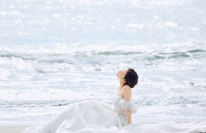 OITA MONOLITH(大分モノリス) 衣裳画像 1